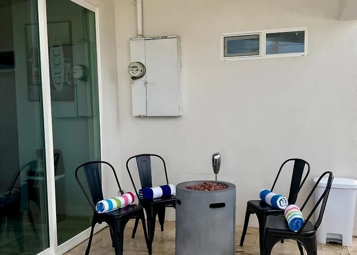 New Phx Pool With Deep End And Location * Phoenix