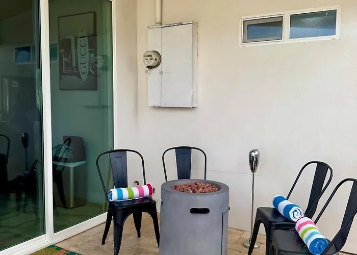 New Phx Pool With Deep End And Location Holiday home