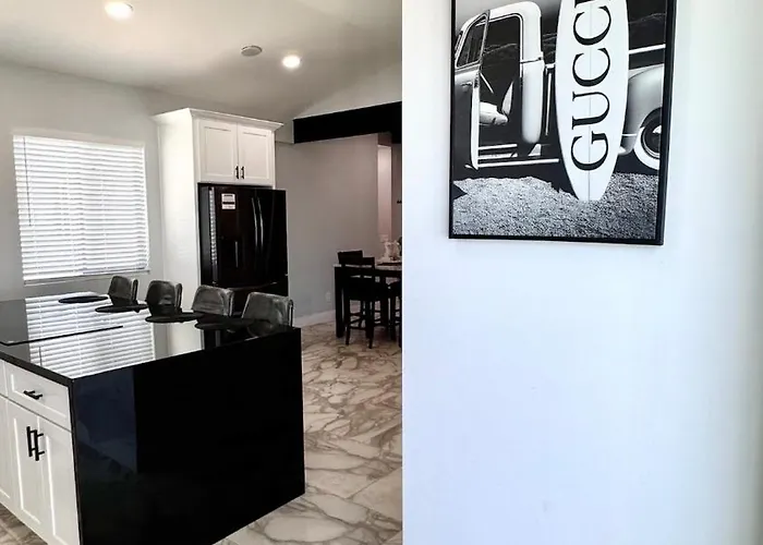 New Phx Pool With Deep End And Location * Phoenix